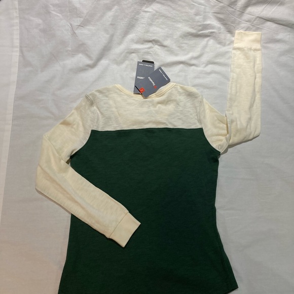 Women’s Greenbay Packers sweatshirt +t-shirt, size S/M, NWT! - Picture 4 of 10